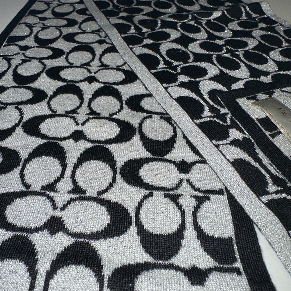 COACH Signature Reversible Scarf Black Silver Sparkle - Picture 2 of 3
